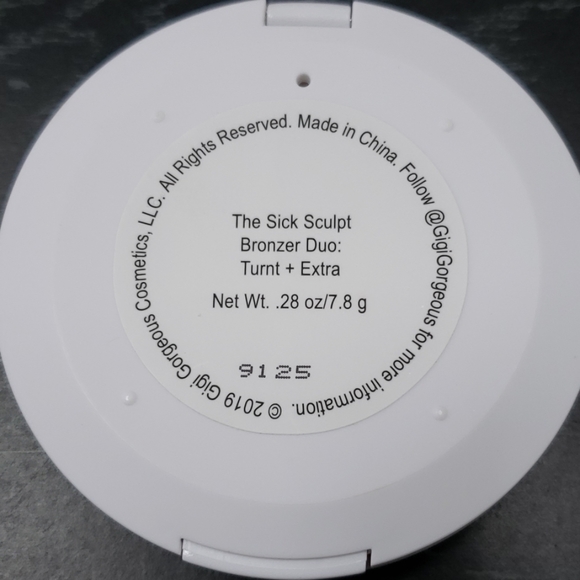 Bronzer - Picture 3 of 3